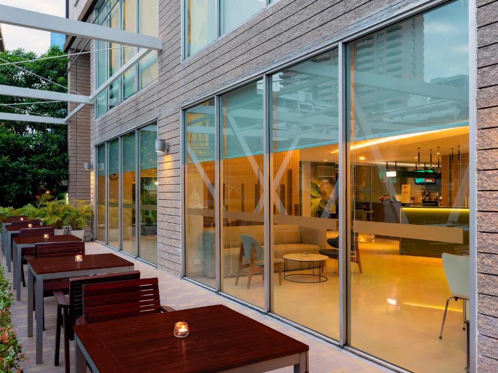Ibis Sathorn-2